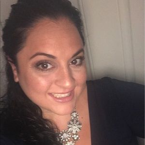 Meet your Posher, Alainamarie