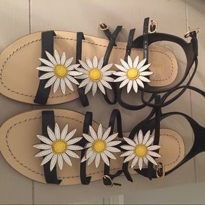 $168.00 Kate Spade Collin Letter Sandals Daisy