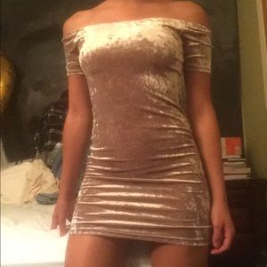 Off the sleeve dress