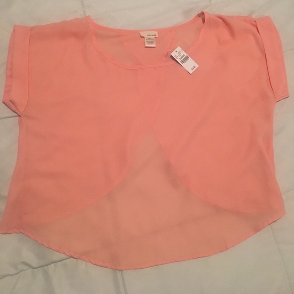 Coral top NWT - Picture 2 of 3