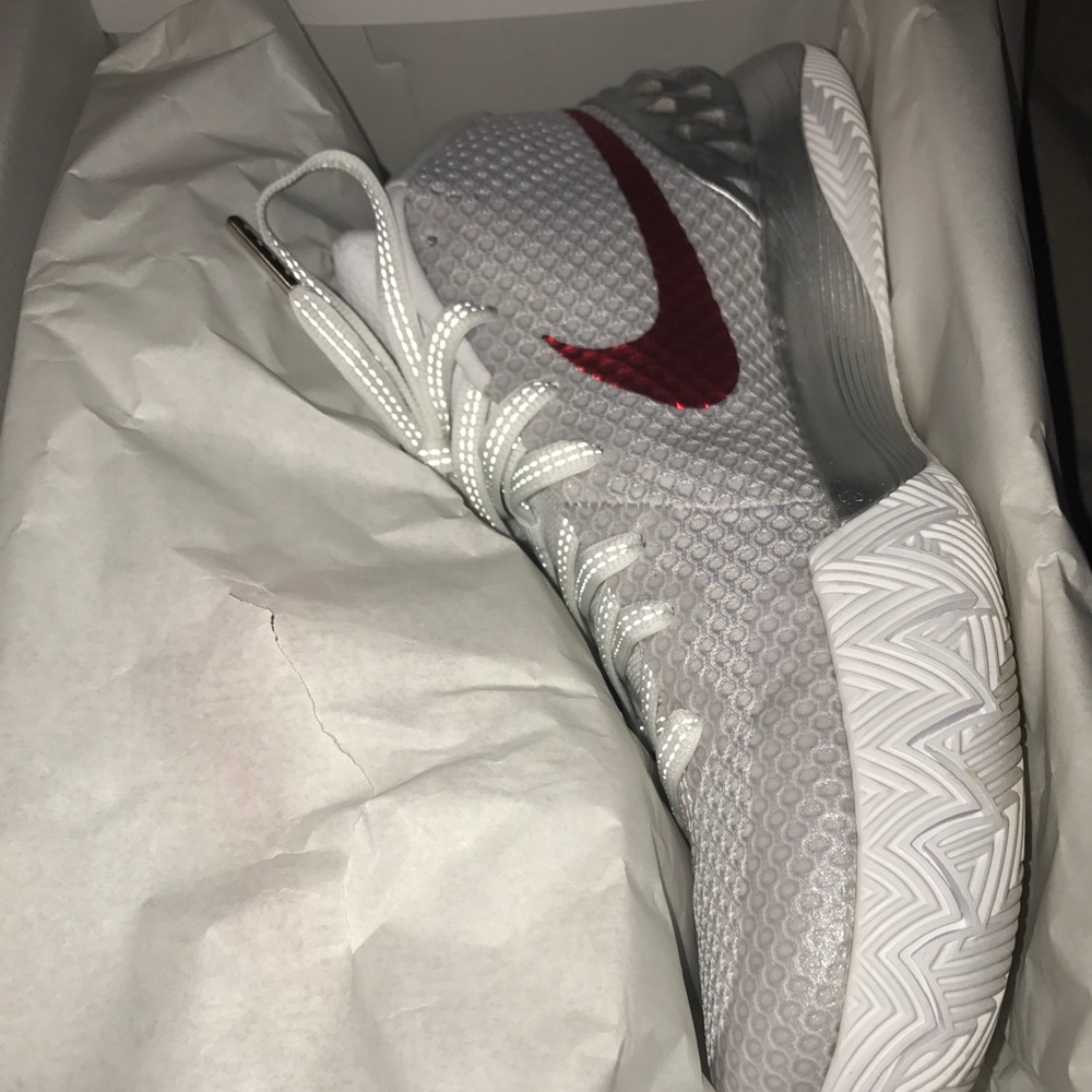 Nike Kyrie 1 Limited Double Nickel MENS SIZE 8