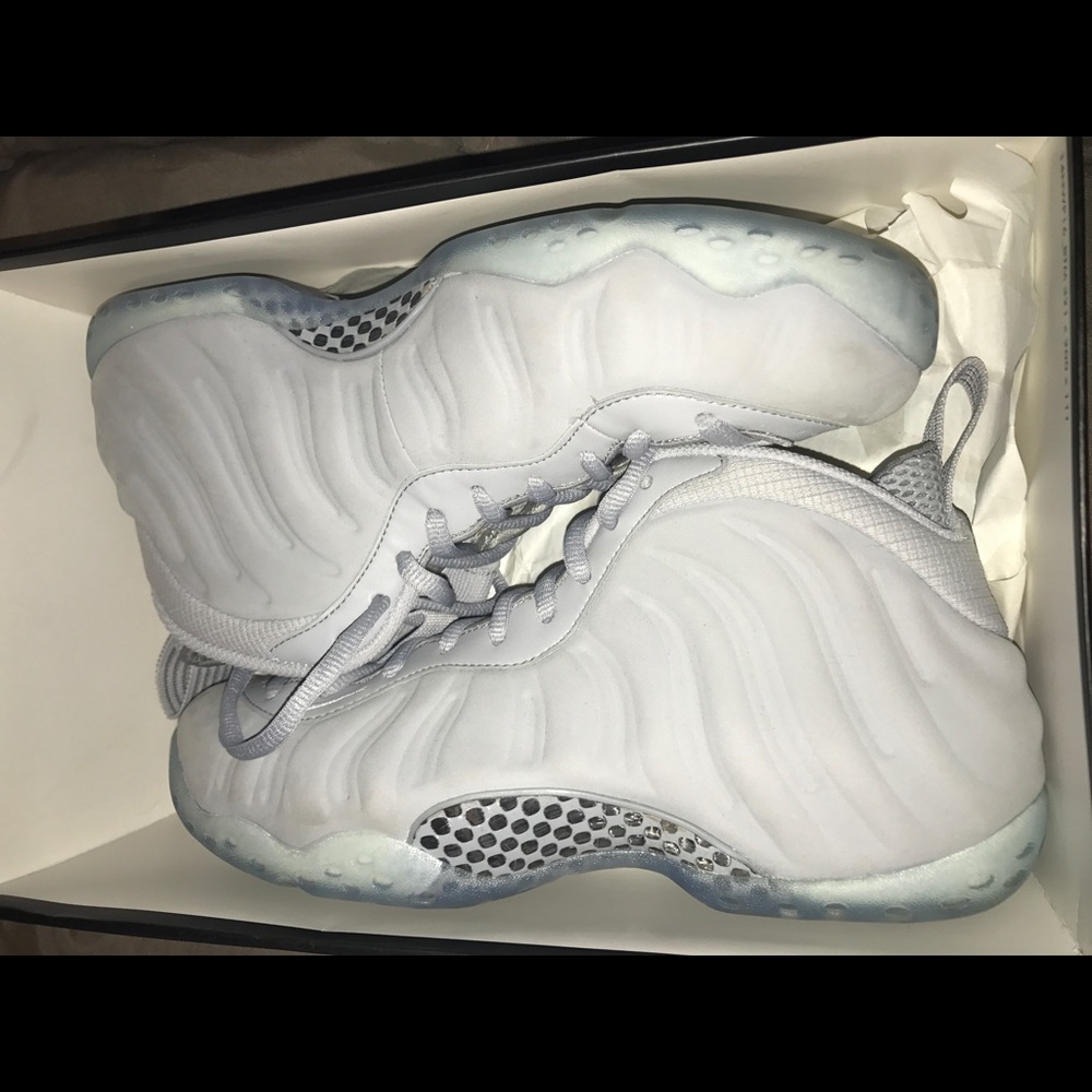 Nike Wolf Grey Foamposite (Suedeposite)MENS SIZE 8