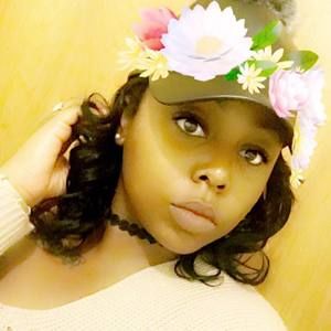 Meet your Posher, Shawna