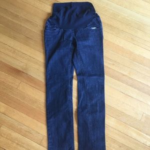 Maternity Denim 🤰👖