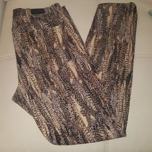 BDG High Rise CIGARETTE Ankle Jeans