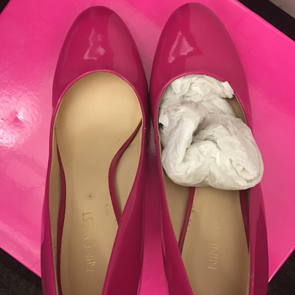 Patent leather Nine West shoes size 8
