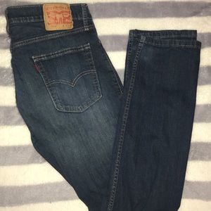 ✨Open to Offers✨ Men levi W32 L32