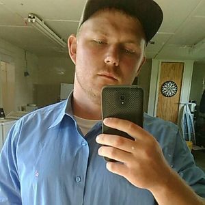 Meet your Posher, Clint