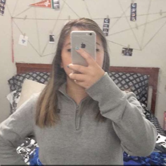 Meet your Posher, Arielle - Picture 1 of 1