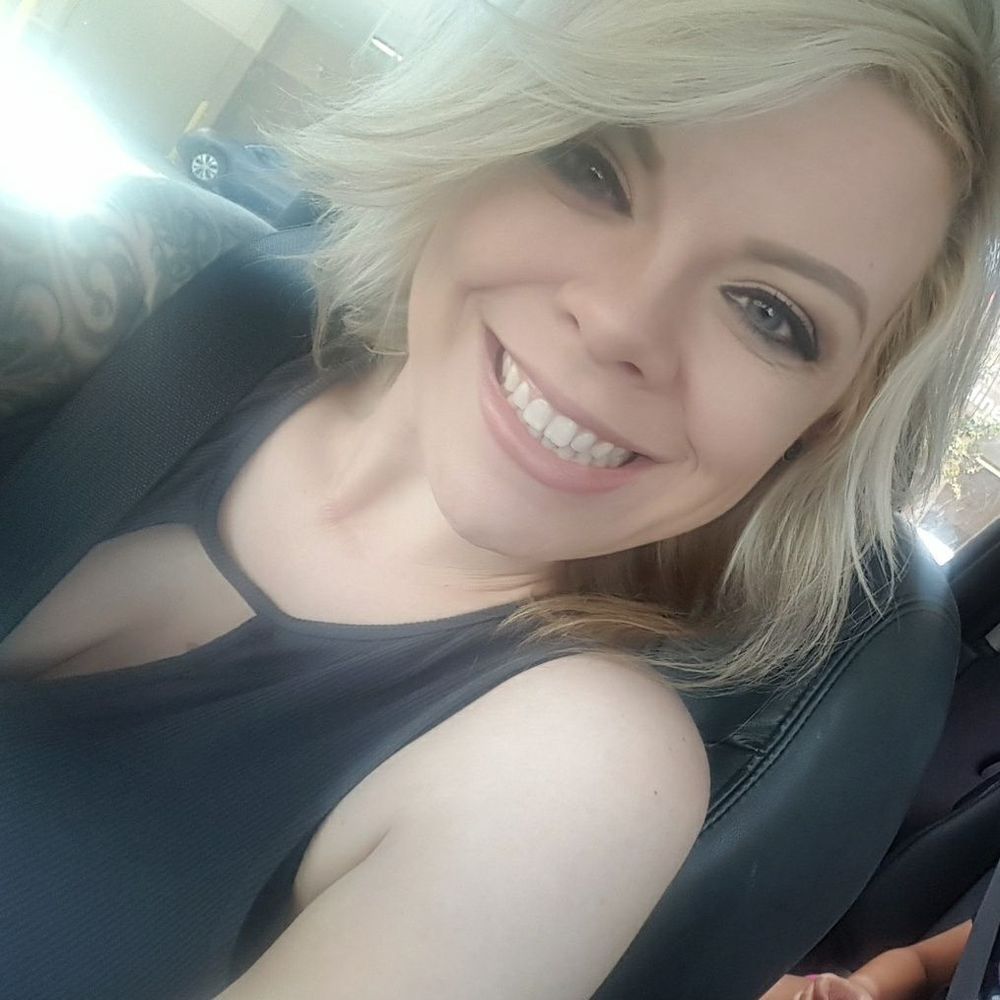 Meet your Posher, Sabrina