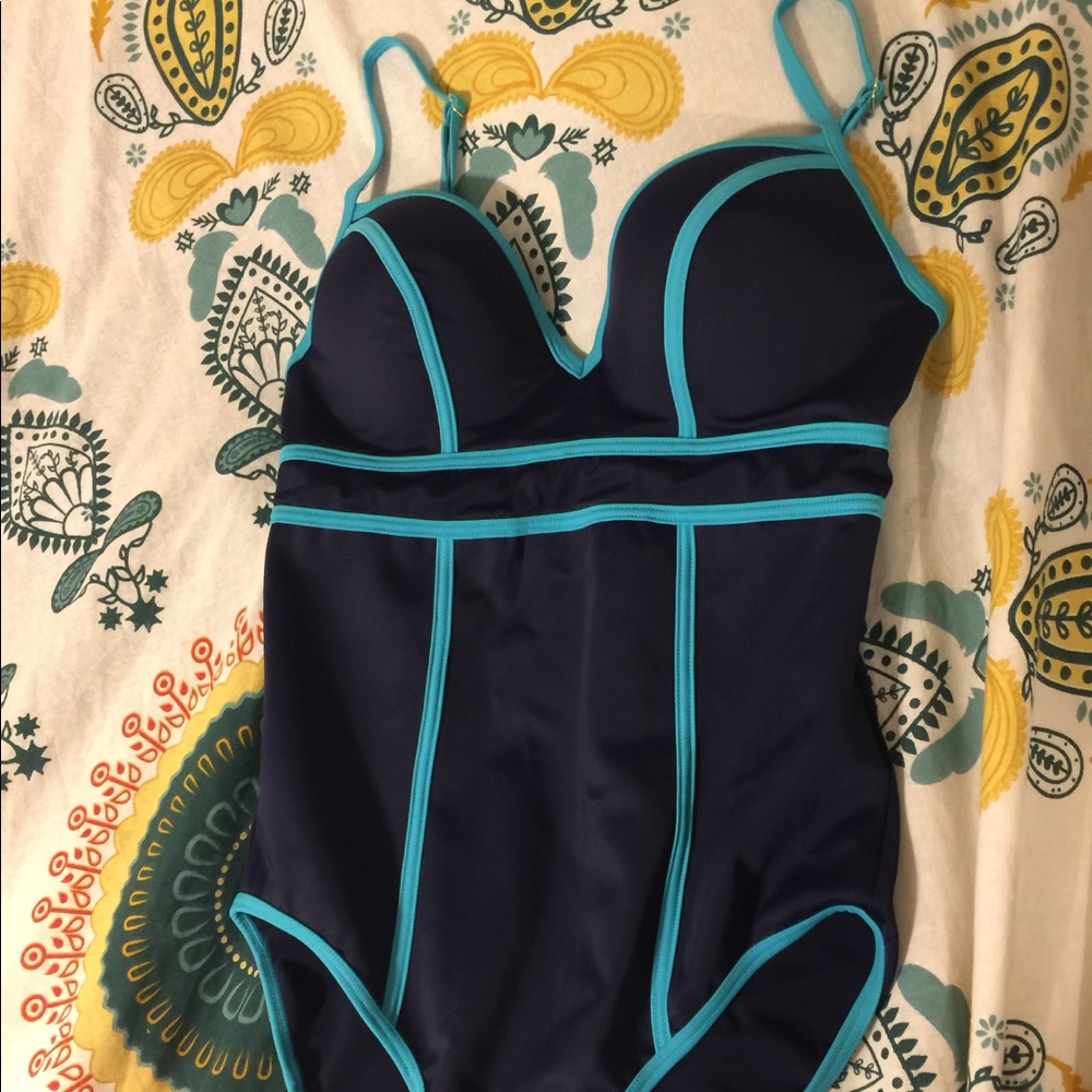 One piece swimsuit