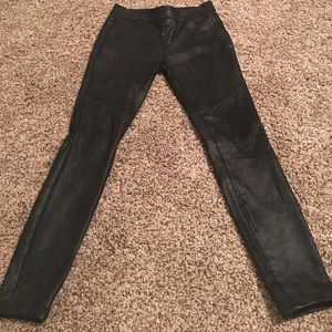 FREE PEOPLE Never Let You Go leggings-black 🖤🖤