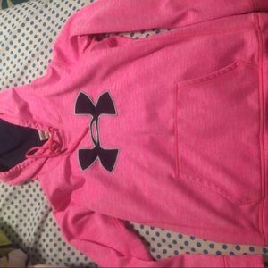Pink under armour sweatshirt