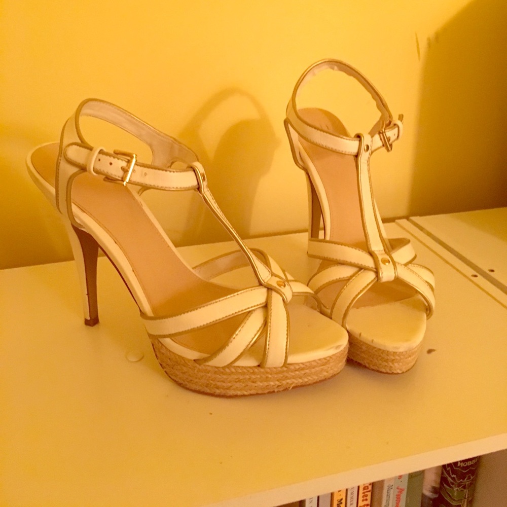 Pretty White and Gold Heels