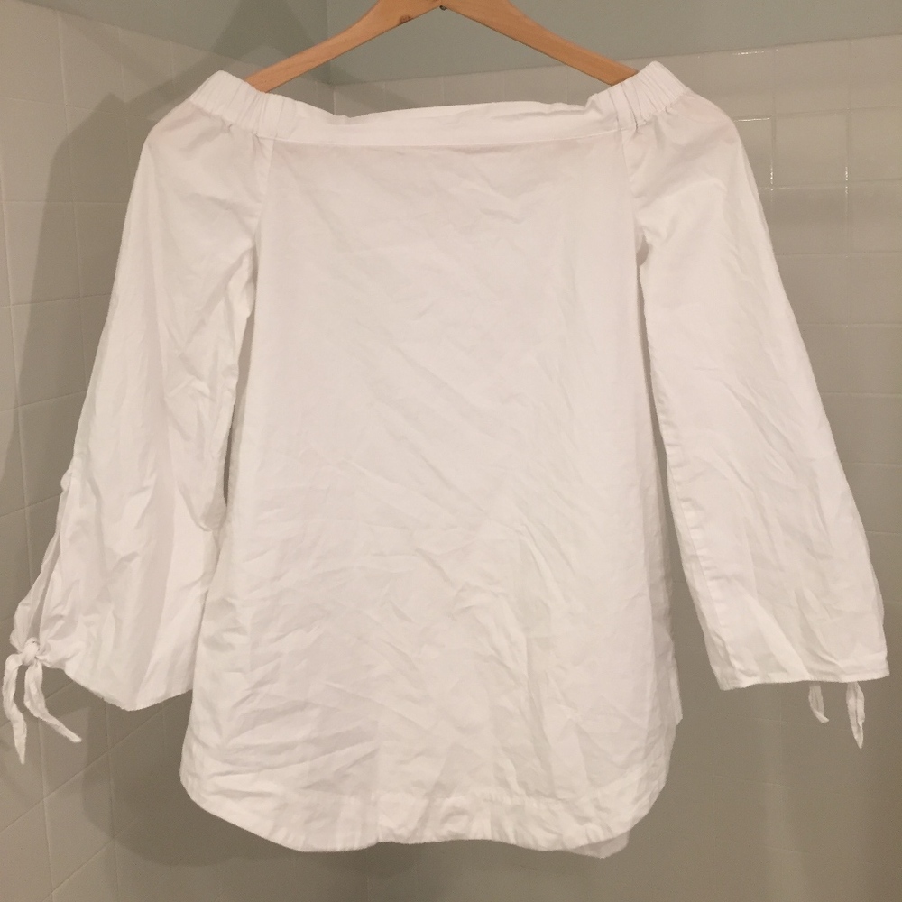 Free People off the shoulder linen top NWOT
