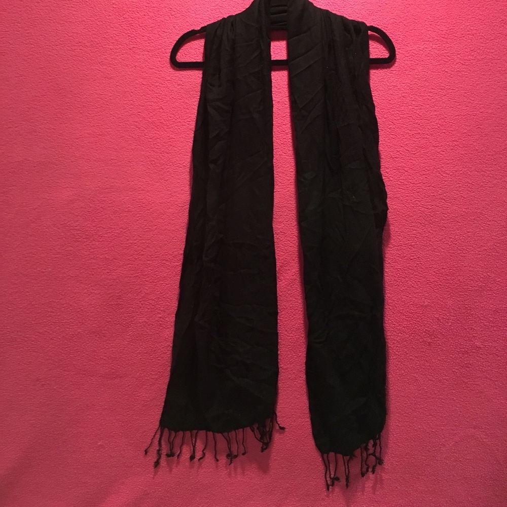 Black Tassle Scarf