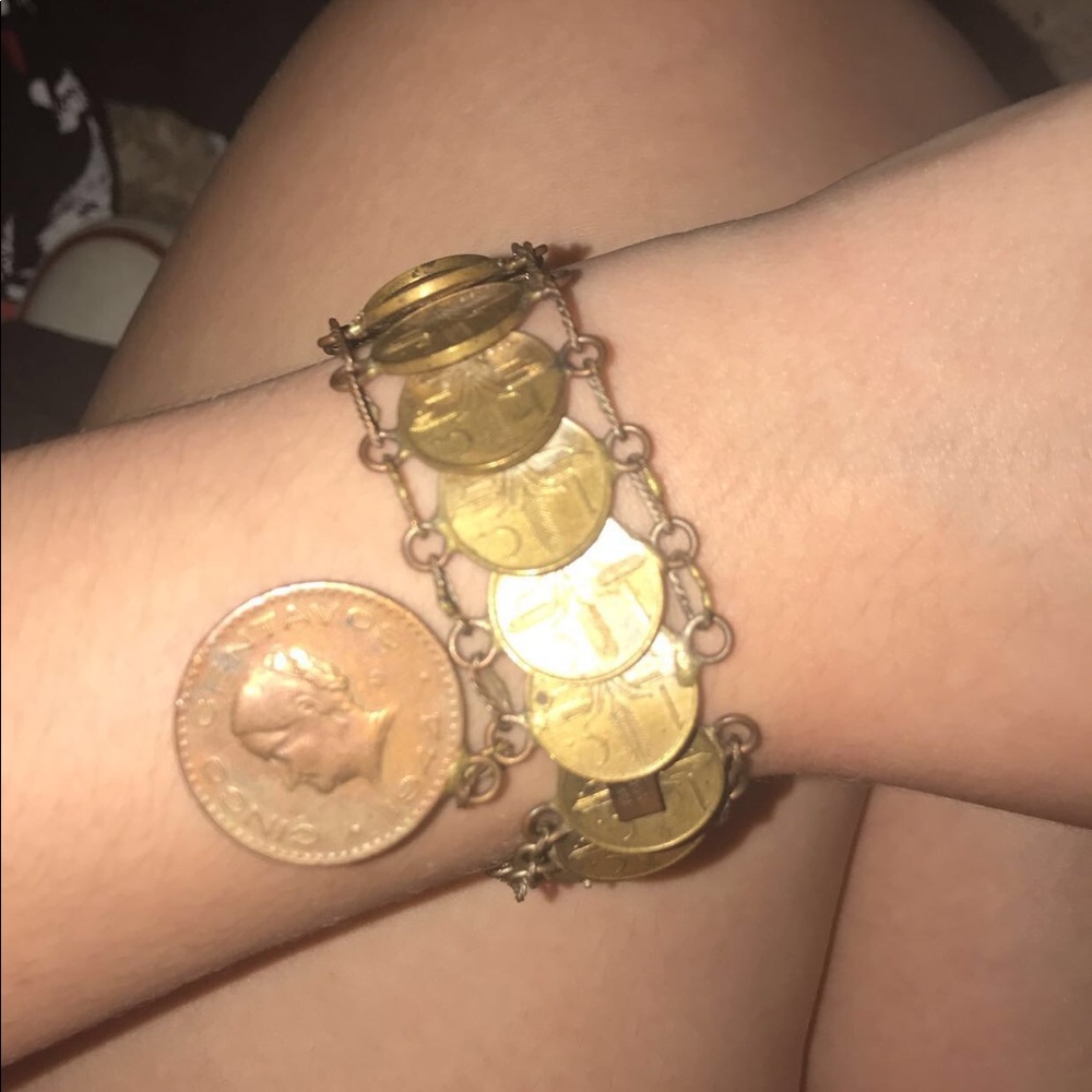 Bracelet