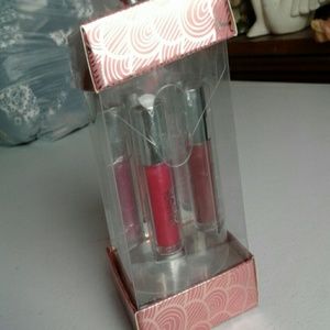 New set of 5 colors lip gloss