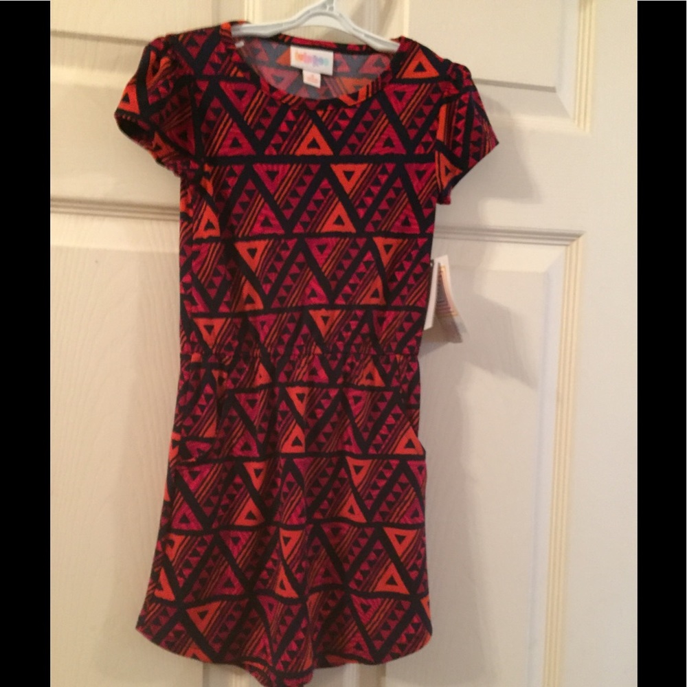 🌹LuLaRoe Mae lil girls size 4🌹NWT🌹😍