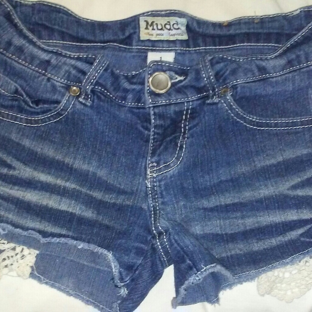 Low rise shorts