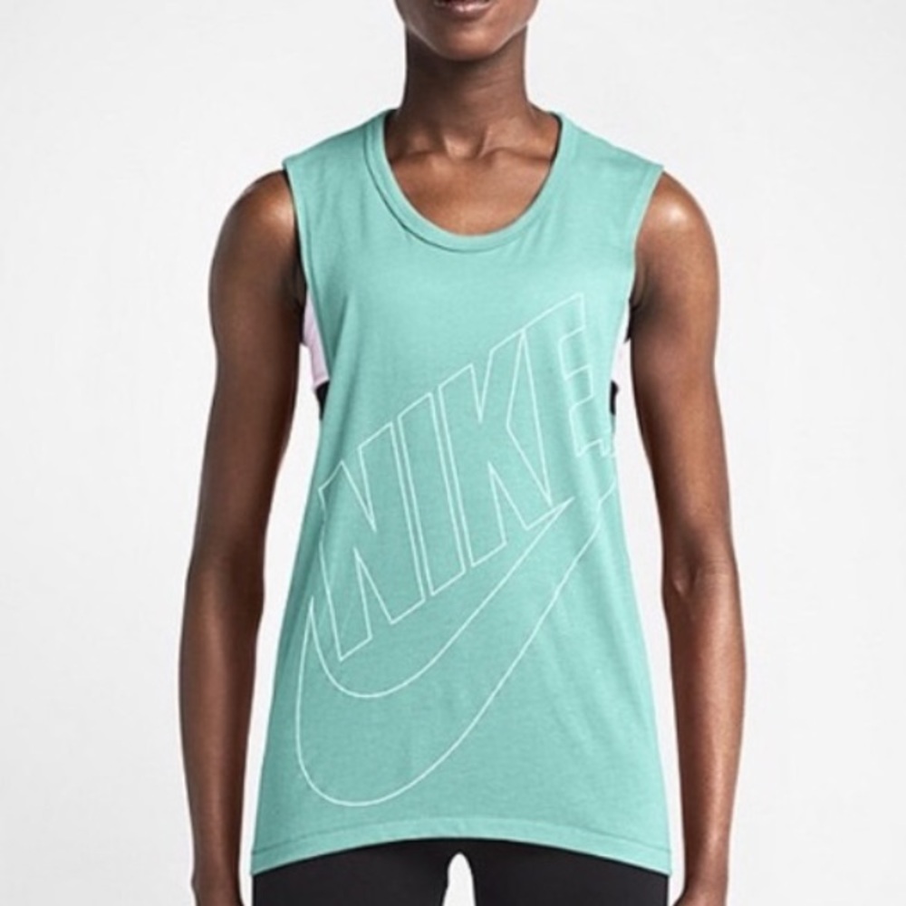 Nike Muscle Tank