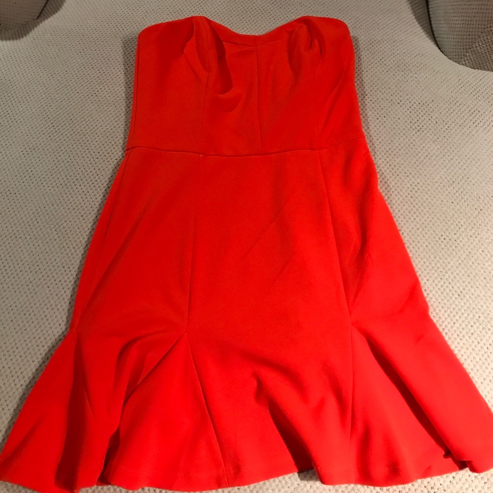 Gianni bini strapless dress
