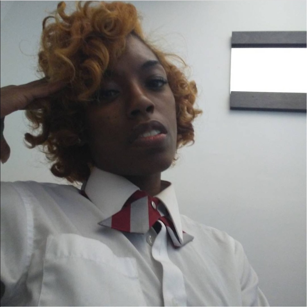 Meet your Posher, Andriana