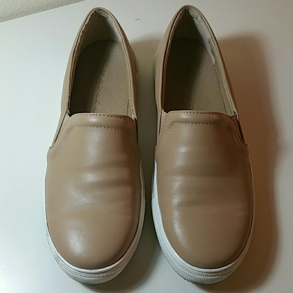 Simple shoes