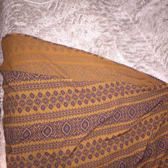 Tribal side slit maxi dress- worn once - Picture 2 of 2