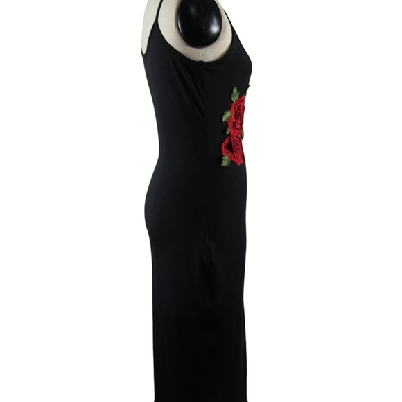 'MOODY' ROSE FLORAL EMBROIDERED MIDI DRESS - Picture 5 of 8