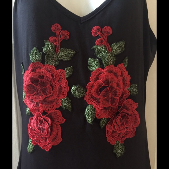 'MOODY' ROSE FLORAL EMBROIDERED MIDI DRESS - Picture 3 of 8
