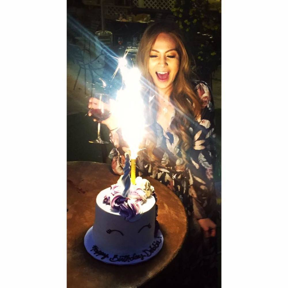 Meet your Posher, Debbie