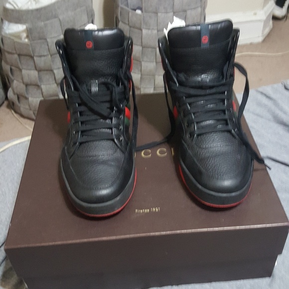 Gucci Shoes - Size 8 1/2 gucci sneakers Gucci Shoes - Size 8 1/2 gucci sneakers