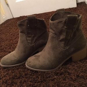 Hunter green Booties