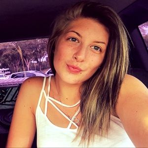 Meet your Posher, Kaitlyn