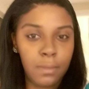 Meet your Posher, Larita