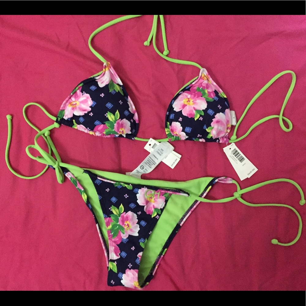 Gilly Hicks hot bikini top & bottom cheeky