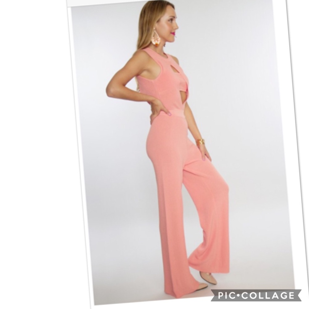 Pretty Jumpsuits - Picture 4 of 7