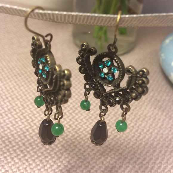 Drop earring - Picture 3 of 3
