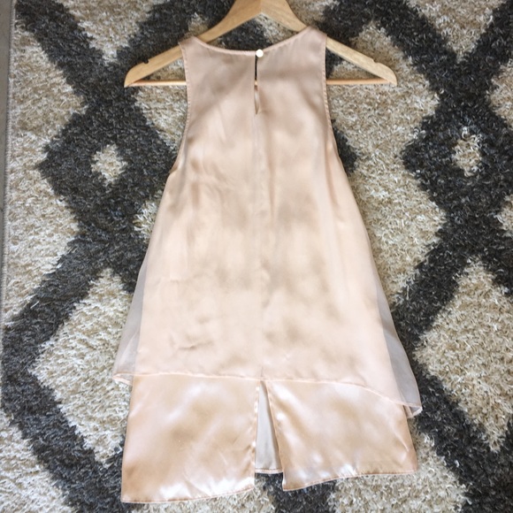 Katherine Kelly • Sleeveless Top - Picture 2 of 4