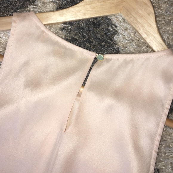 Katherine Kelly • Sleeveless Top - Picture 3 of 4