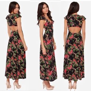 CHERRY BLOSSOMING BLACK FLORAL PRINT MAXI DRESS