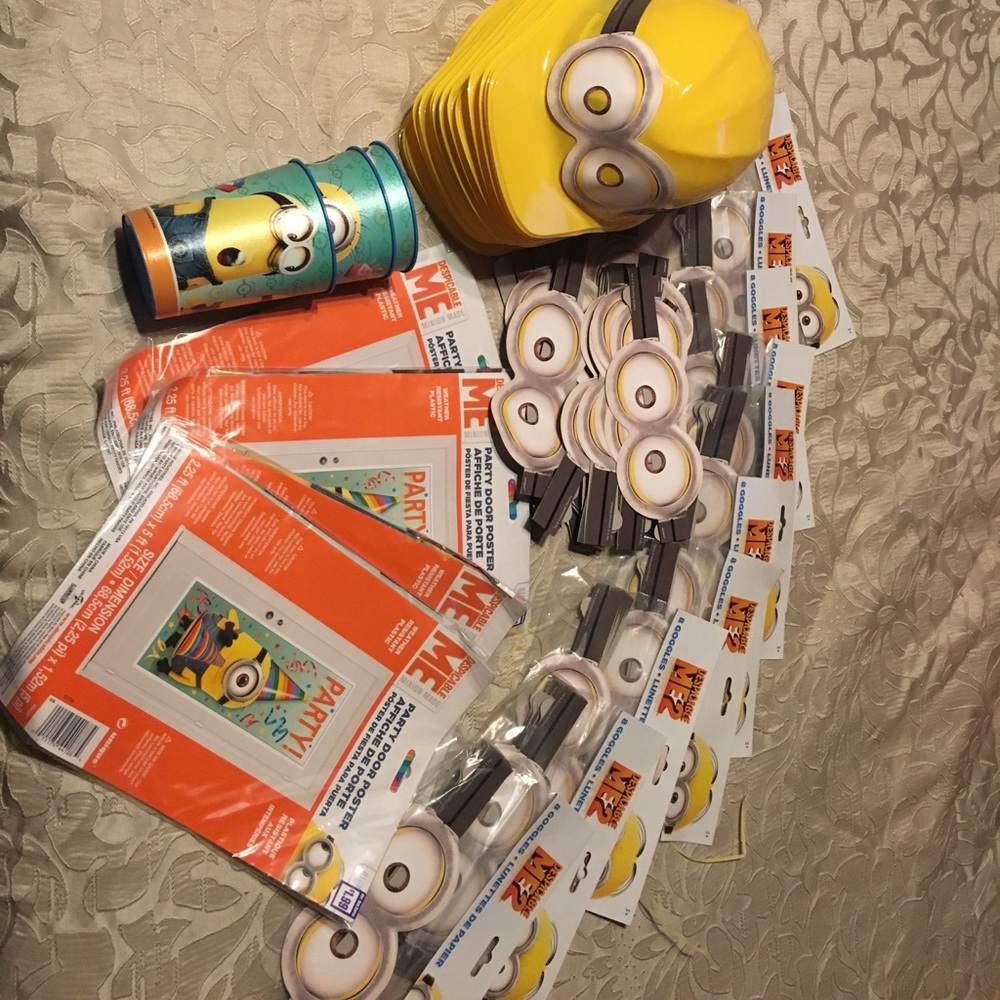 SOLD New Minion hats and minion paper glasses