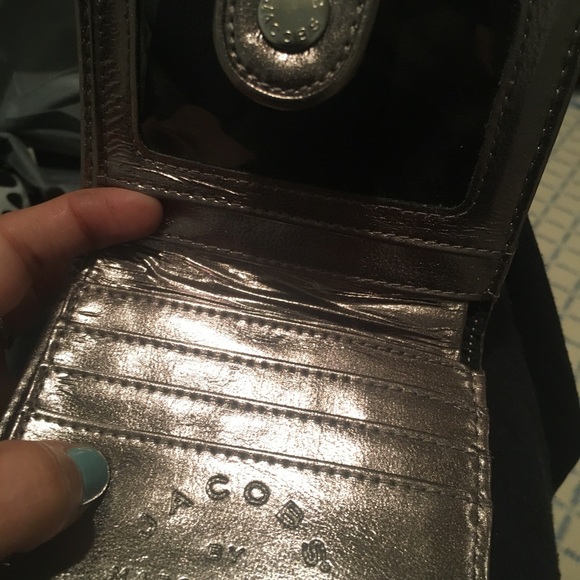 Marc Jacobs Metallic Wallet - Picture 4 of 4