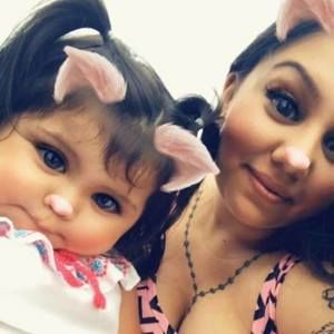 Meet your Posher, Selena