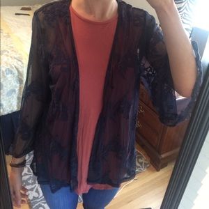 Navy Blue Pull Over 🌎 Price is firm