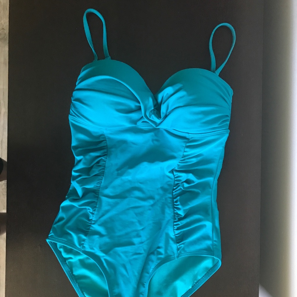 Old Navy whole piece turquoise swim suit