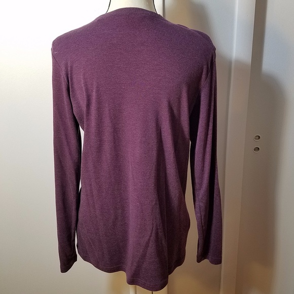Eddie Bauer Long Sleeve Pine Branch Design Heavy T - Picture 3 of 8