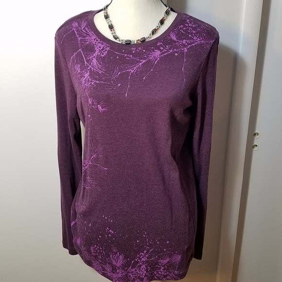 Eddie Bauer Long Sleeve Pine Branch Design Heavy T - Picture 5 of 8