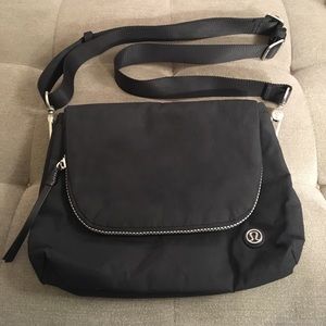 Lululemon crossbody purse